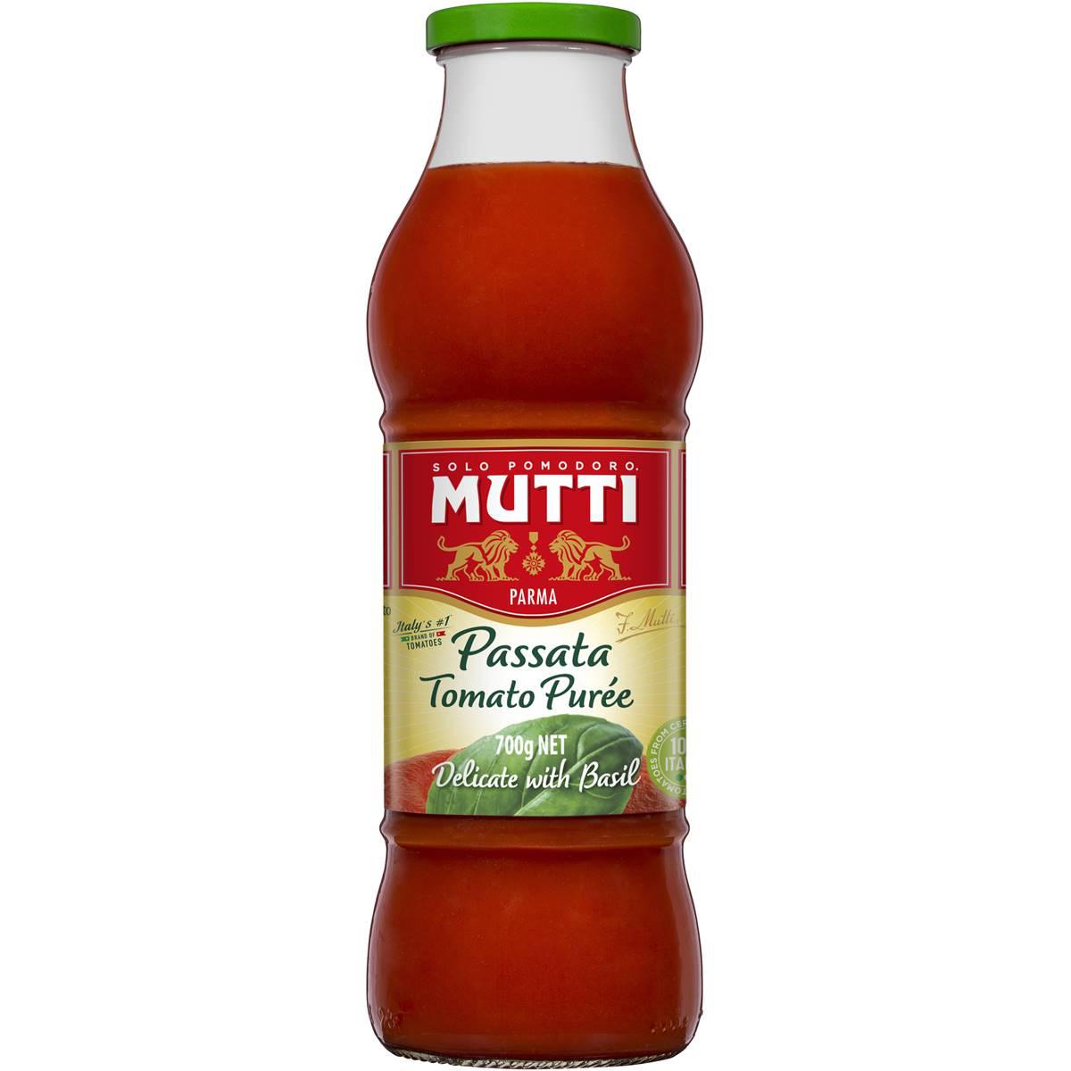 Mutti Passata With Basil 700g